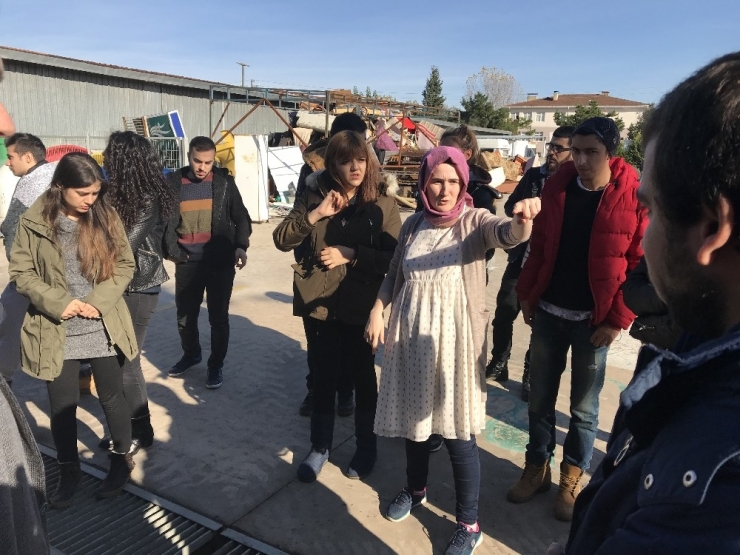 Kartepe Atık Getirme Merkezi, Bartın Üniversitesi Öğrencilerini Konuk Etti