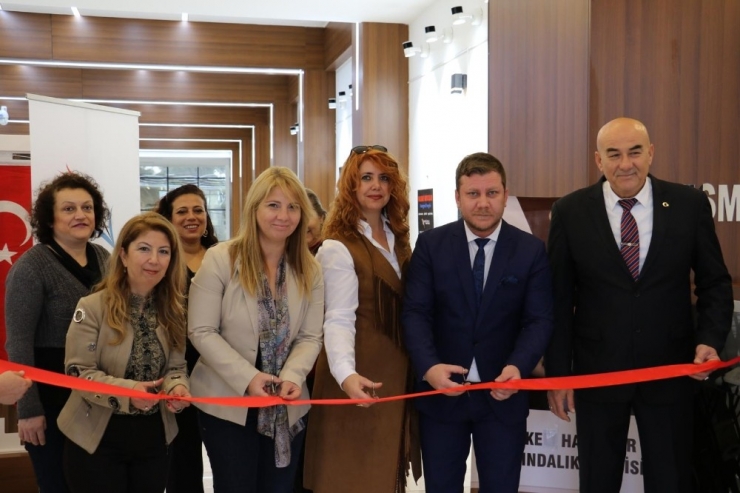 Manisa’da ‘Maske Hayatlar’ Sergisi Görücüye Çıktı