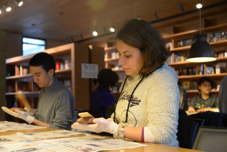 “Ölü Dillerin Efendisi” Sümerolog Veysel Donbaz Bergama’da
