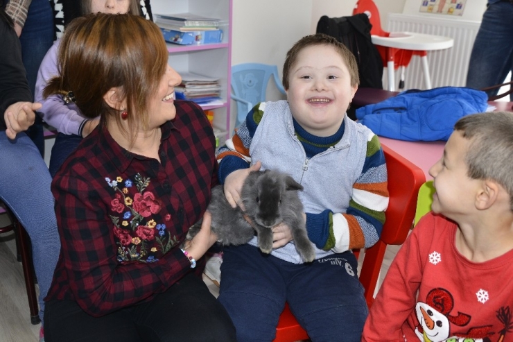 "Sen De Bir Pati Sev" Projesi Sürüyor