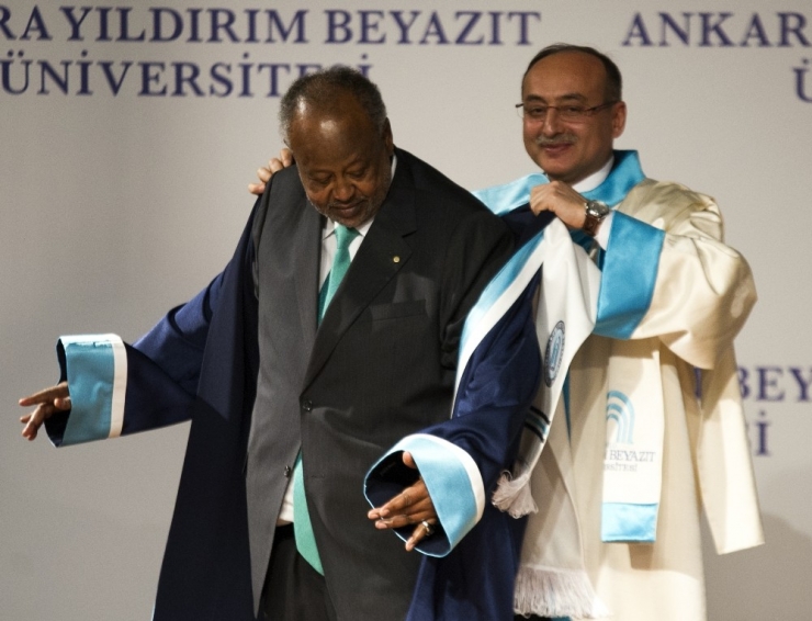 Cibuti Cumhurbaşkanı Guelleh’e Ankara Yıldırım Beyazıt Üniversitesinden Fahri Doktora Unvanı