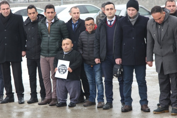 Eleşkirt’te Eğitimde Şiddet Protestosu Yapıldı