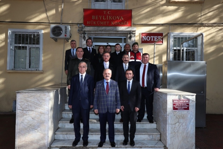 Vali Çakacak, Beylikova İlçesini Ziyaret Etti