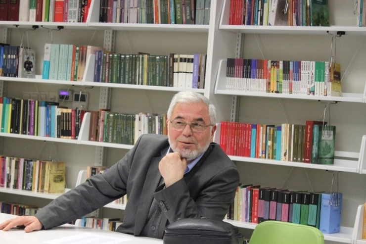 Yazarlık Okulu’nda Geleceğin Yazarlarına İlk Ders Zili Çaldı