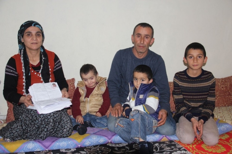 Down Sendromlu, Kalbi Delik Ve Guatr Hastası