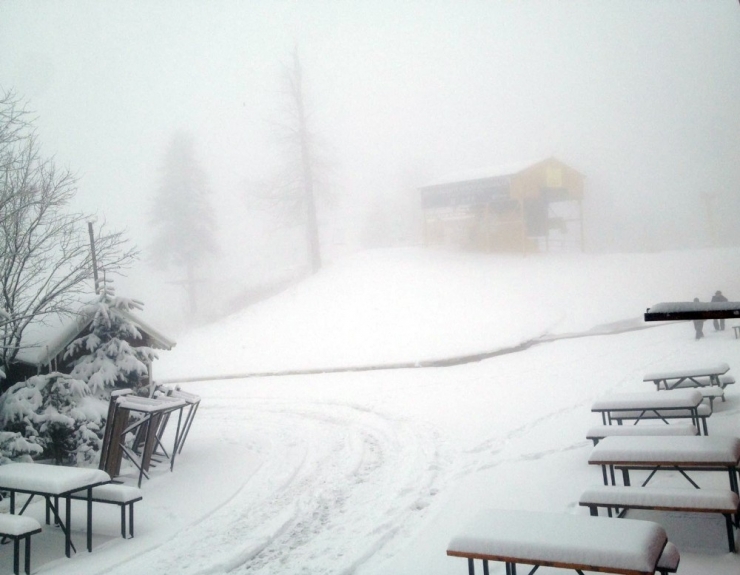 Kartepe’de Kar Kalınlığı 15 Santimetreye Ulaştı