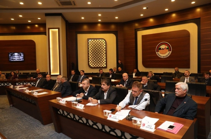 Körfez Belediyesi, “Sanayi Alanı"nı Büyükeşhir’e Satıyor