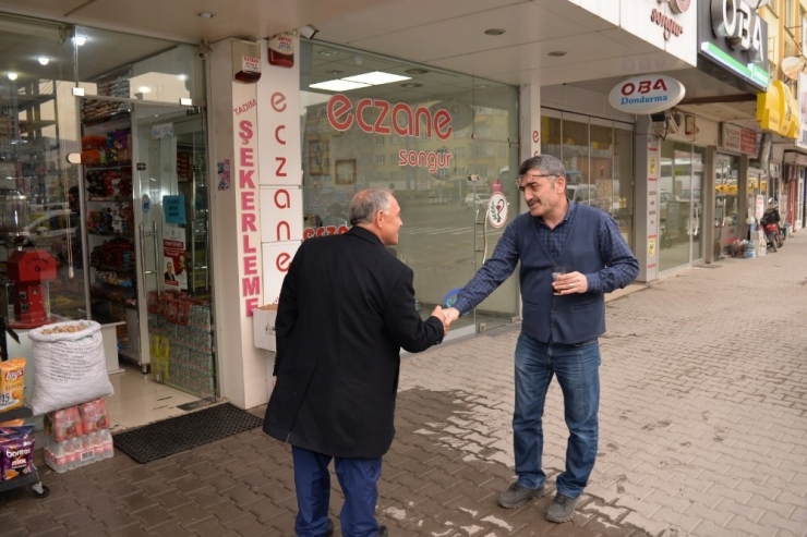 Niğde Belediye Başkanı Özkan Esnafın Yanında