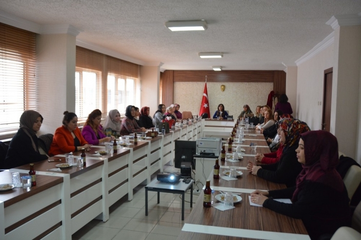 Gönül Elçileri Toplantı Yaptı