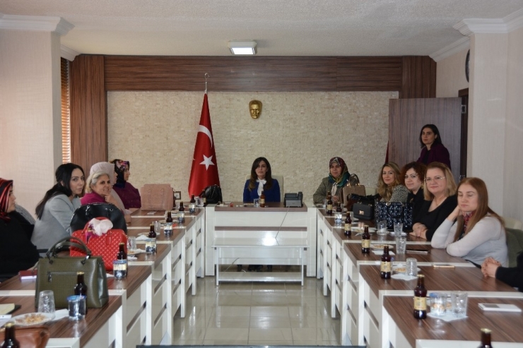 Gönül Elçileri Toplantı Yaptı