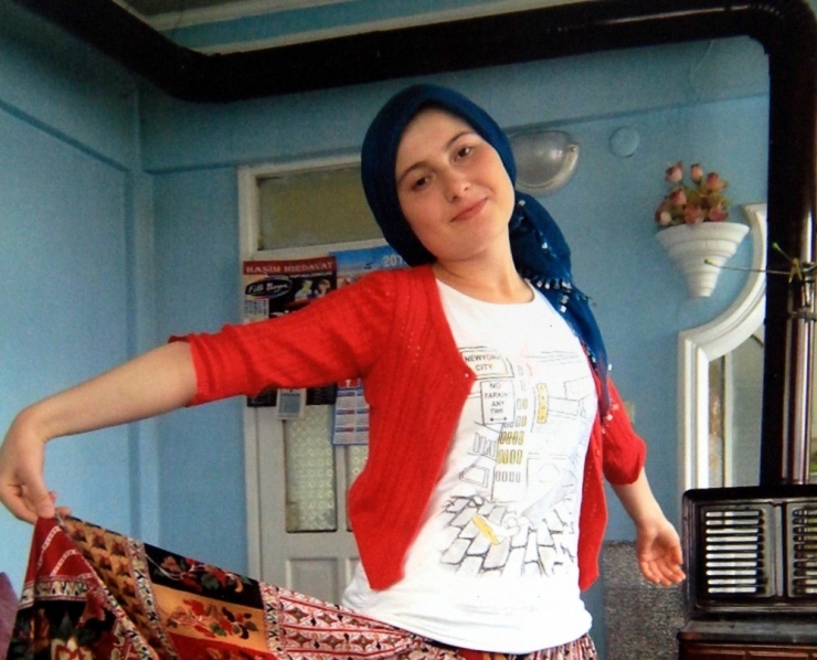 5 Yıl Önce Sırra Kadem Basan Genç Kızın Kaybolmasında Fetö Şüphesi