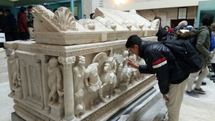 Mülteci Gençler Kütahya’nın Tarihi Yakından Tanıdı