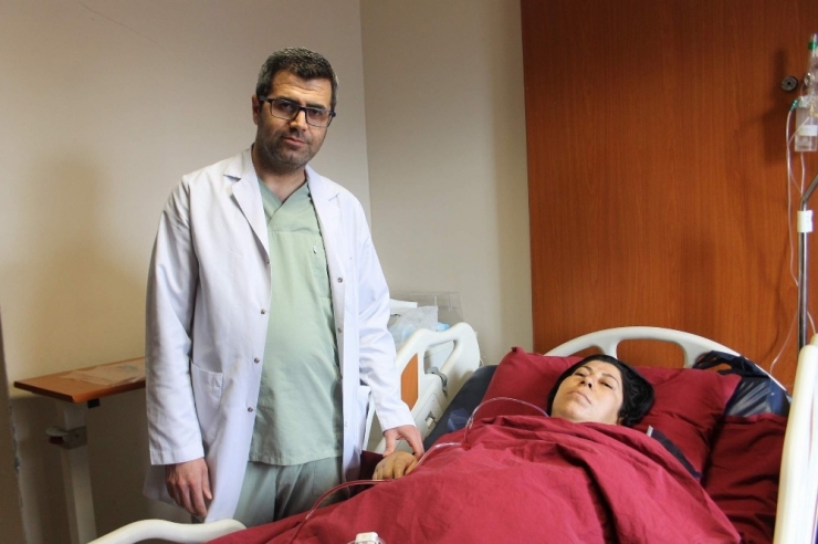 20 Yıldır Acı Çekiyordu, 2 Saatte Sağlığına Kavuştu
