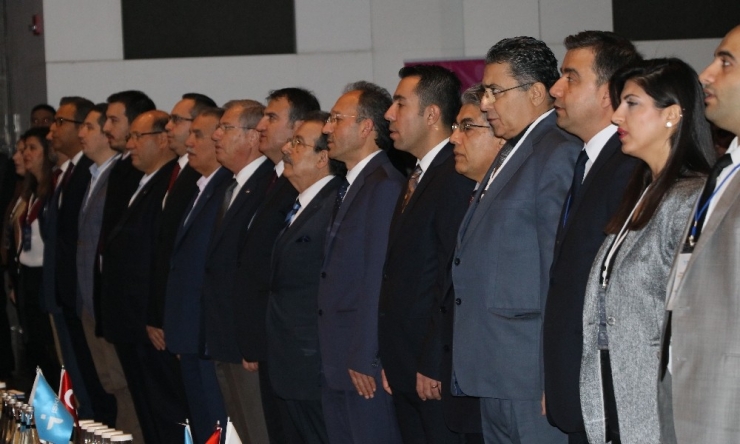 Adana’da "İnsan Kaynakları Yönetimi Zirvesi"