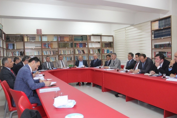 İmam Hatip Okulları Platformu İlk Toplantısını Yaptı