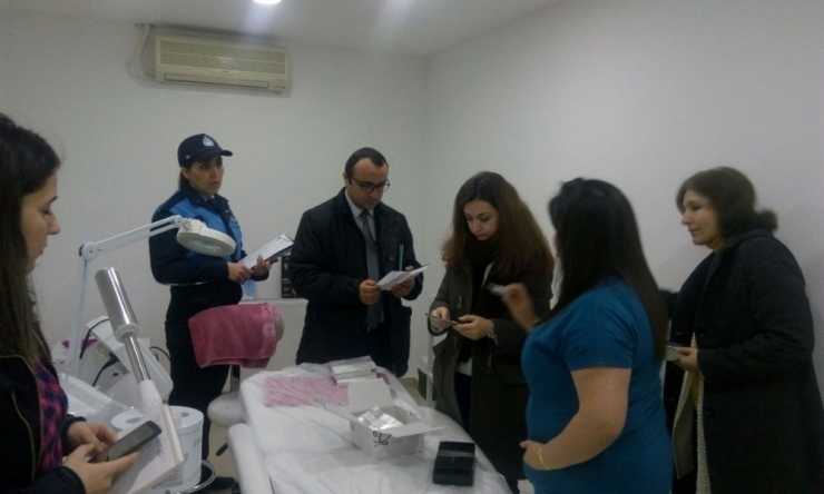 Zabıta Ve Sağlık Müdürlüğü Ekiplerinden Güzellik Salonu Denetimi