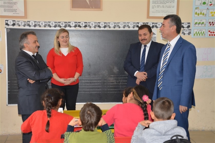 Kaymakam Sırmalı “Çok Düşünce Üretenler, Çok Okuyanlardır”