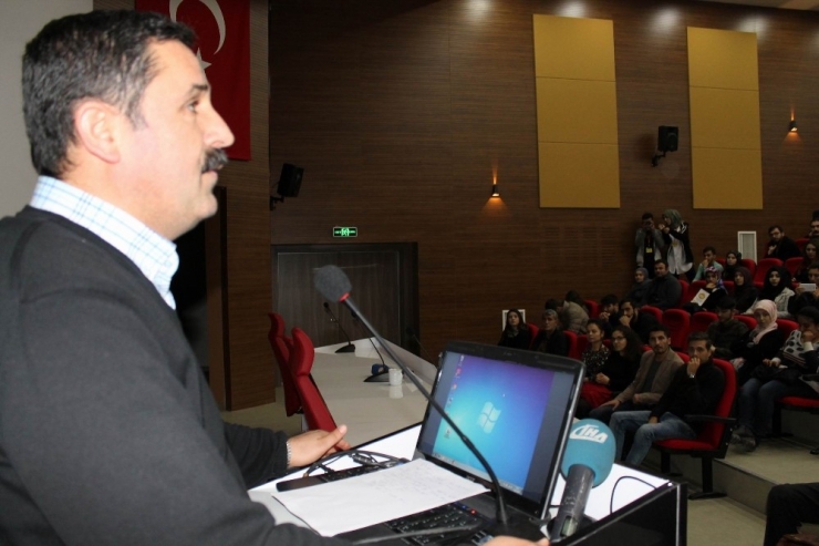 Erciyes Üniversitesinde Alman Filozof Gadamer Semineri Düzenlendi