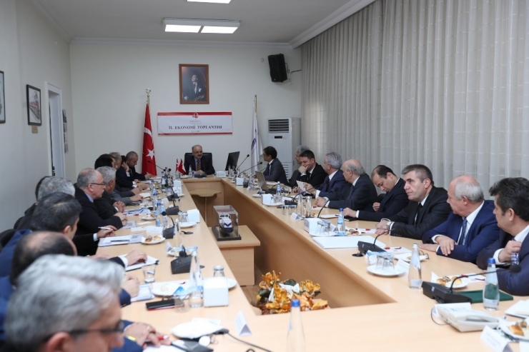 “İl Ekonomi Toplantısı” Tülomsaş’ta Gerçekleştirildi