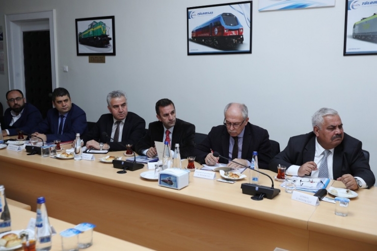 “İl Ekonomi Toplantısı” Tülomsaş’ta Gerçekleştirildi