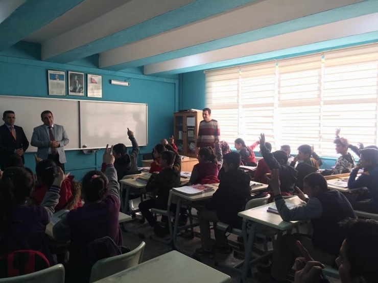 Kaymakam Öter, Okul Ziyaretlerine Devam Ediyor