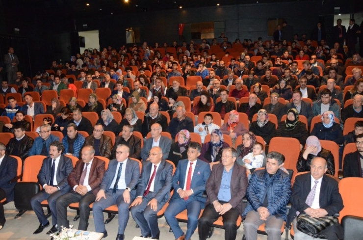 Niğde’de ‘Şahadet Ve Şehitler’ Konferansı Düzenlendi