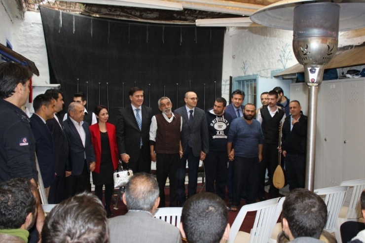 Bodrum Cezaevinde Tiyatro Gösterisi Düzenlendi