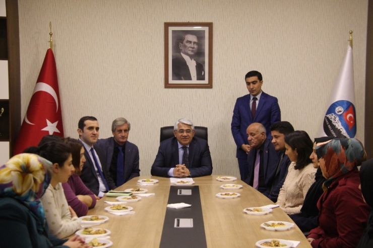 Girişimci 30 Kadına Sertifikaları Verildi