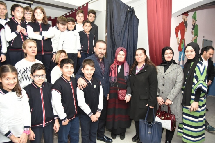 Başkan Doğan, “Eğitime Severek Destek Oluyoruz”