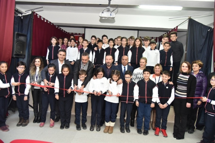 Başkan Doğan, “Eğitime Severek Destek Oluyoruz”