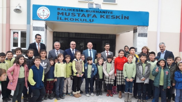 Kaymakam Hüseyin Öner Mustafa Keskin İlkokulunda Öğrencilerle Kitap Okudu