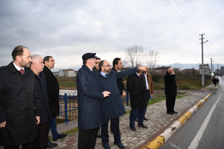 Genelsekreter Bayram İle Başkan Üzülmez Başiskele’de Yatırımları İnceledi