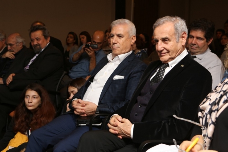 Devrim Erbil’in 60 Yıllık Sanat Hayatı Sempozyumda Ele Alındı