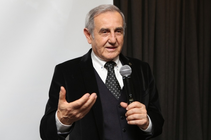 Devrim Erbil’in 60 Yıllık Sanat Hayatı Sempozyumda Ele Alındı