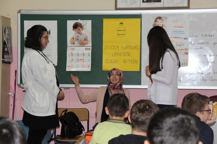 Oynayarak İngilizce Öğrendiler