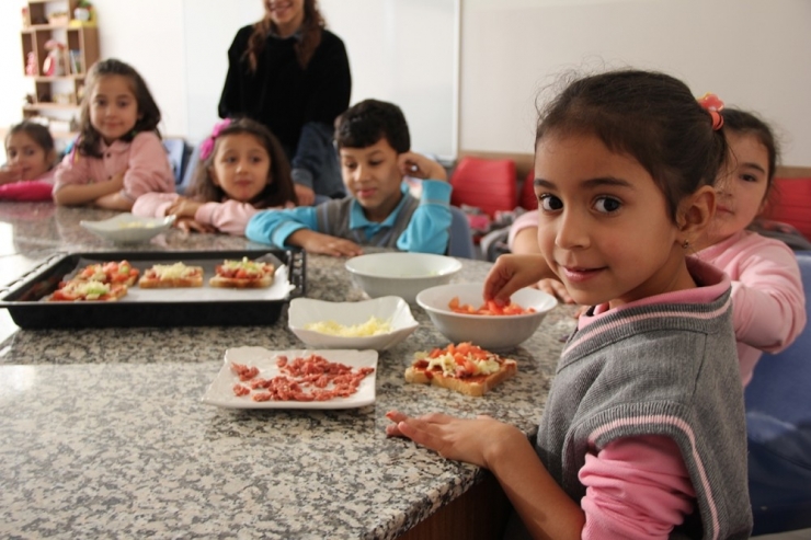 Sgm Minik Öğrencileri Ağırlıyor