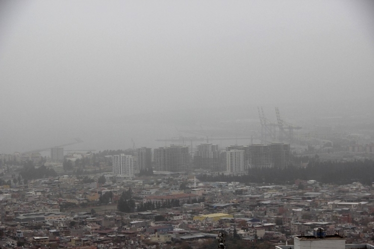 Hatay’a Toz Yağıyor