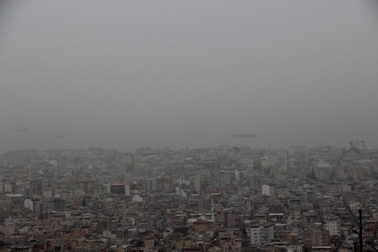 Hatay’a Toz Yağıyor