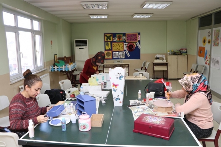 Veliler Bilgievleri’nde Eğitim Alıyor