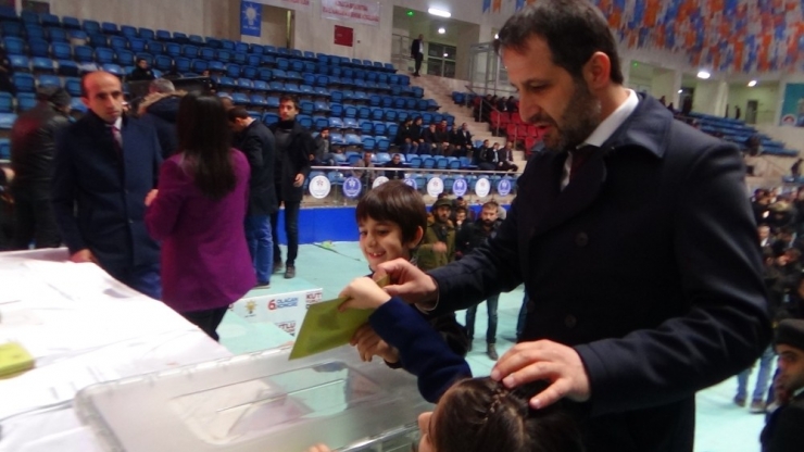 Ak Parti İl Başkanlığına Metin Tekin Seçildi