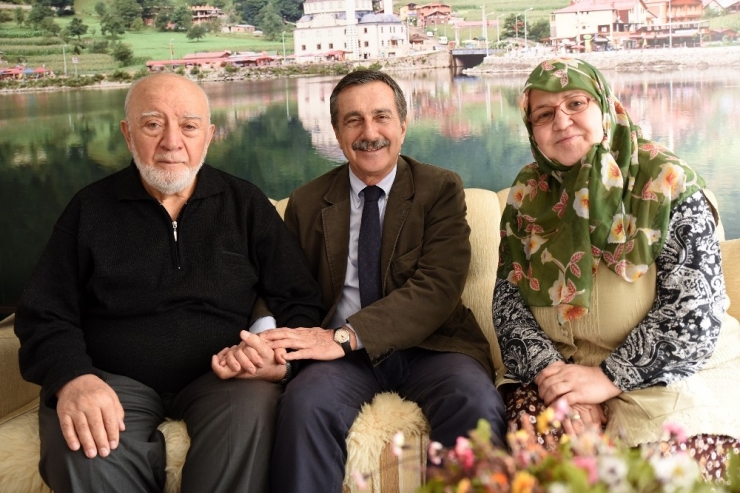 Başkan Ataç Ev Ziyaretlerine Devam Ediyor