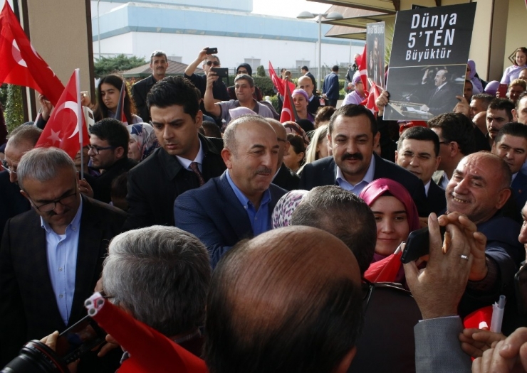 Bakan Çavuşoğlu, Antalya’da Kahraman Gibi Karşılandı
