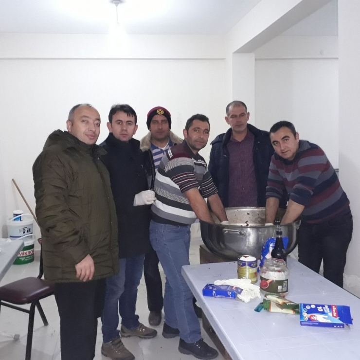 Karavenliler Dayanışma Gecesinde Bir Araya Geldiler