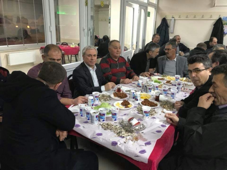 Karavenliler Dayanışma Gecesinde Bir Araya Geldiler