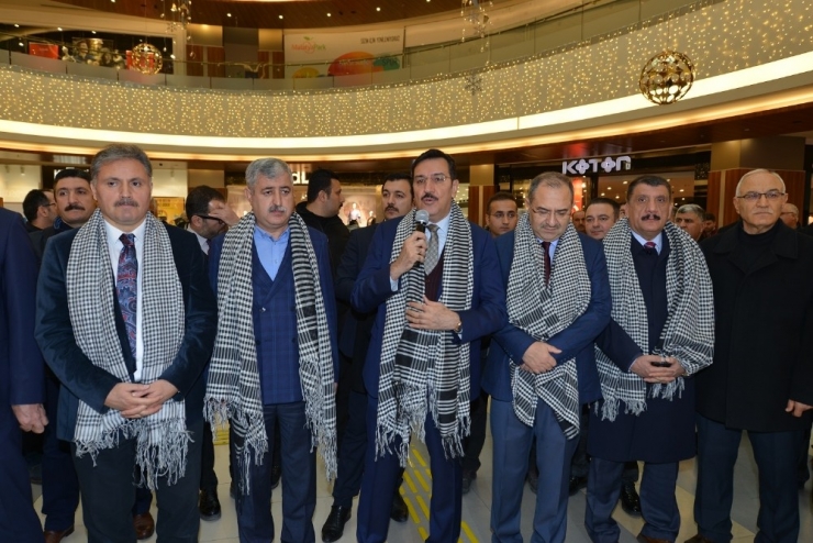Bakan Tüfenkci Malatya’da Sergi Açılışına Katıldı