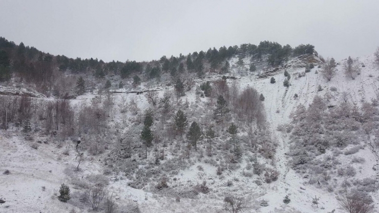 Akdağ’da Kar Kalınlığı 10 Santimetreyi Geçti