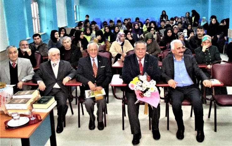 Prof. Dr. Öztek, Sigara, Alkol Ve Uyuşturucunun Zararlarını Anlattı