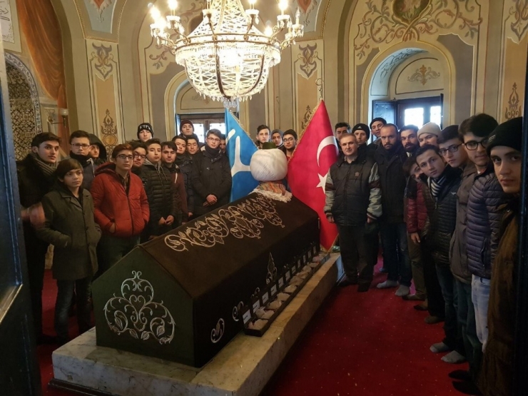 Recep Tayyip Erdoğan Anadolu İmam Hatip Lisesi Öğrencilerinden Bilecik’e Ziyaret