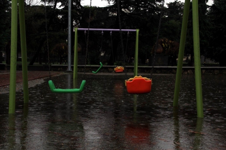 Samsun Sağanak Yağışa Teslim