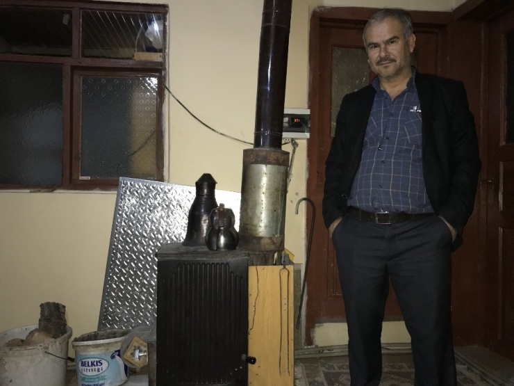 Bu Evde Elektrik Hiç Kesilmiyor